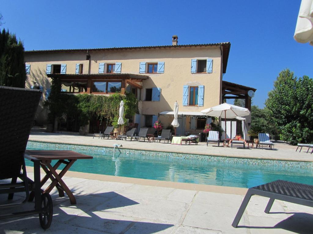 Le Mas Shabanou Bed & Breakfast Roquefort-les-Pins Exterior foto