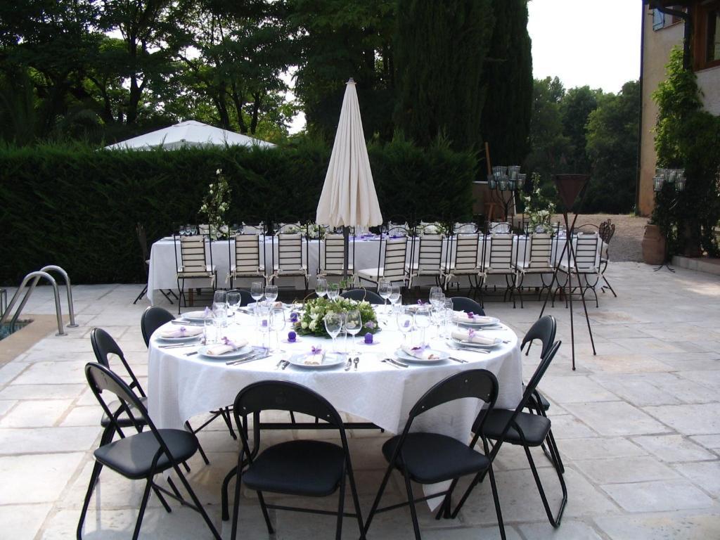 Le Mas Shabanou Bed & Breakfast Roquefort-les-Pins Exterior foto