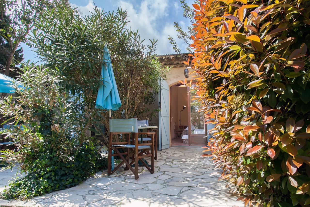 Le Mas Shabanou Bed & Breakfast Roquefort-les-Pins Exterior foto